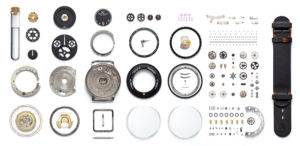 伊勢丹新宿店 <レッセンス>コレクション 独創的な時刻表示の提案