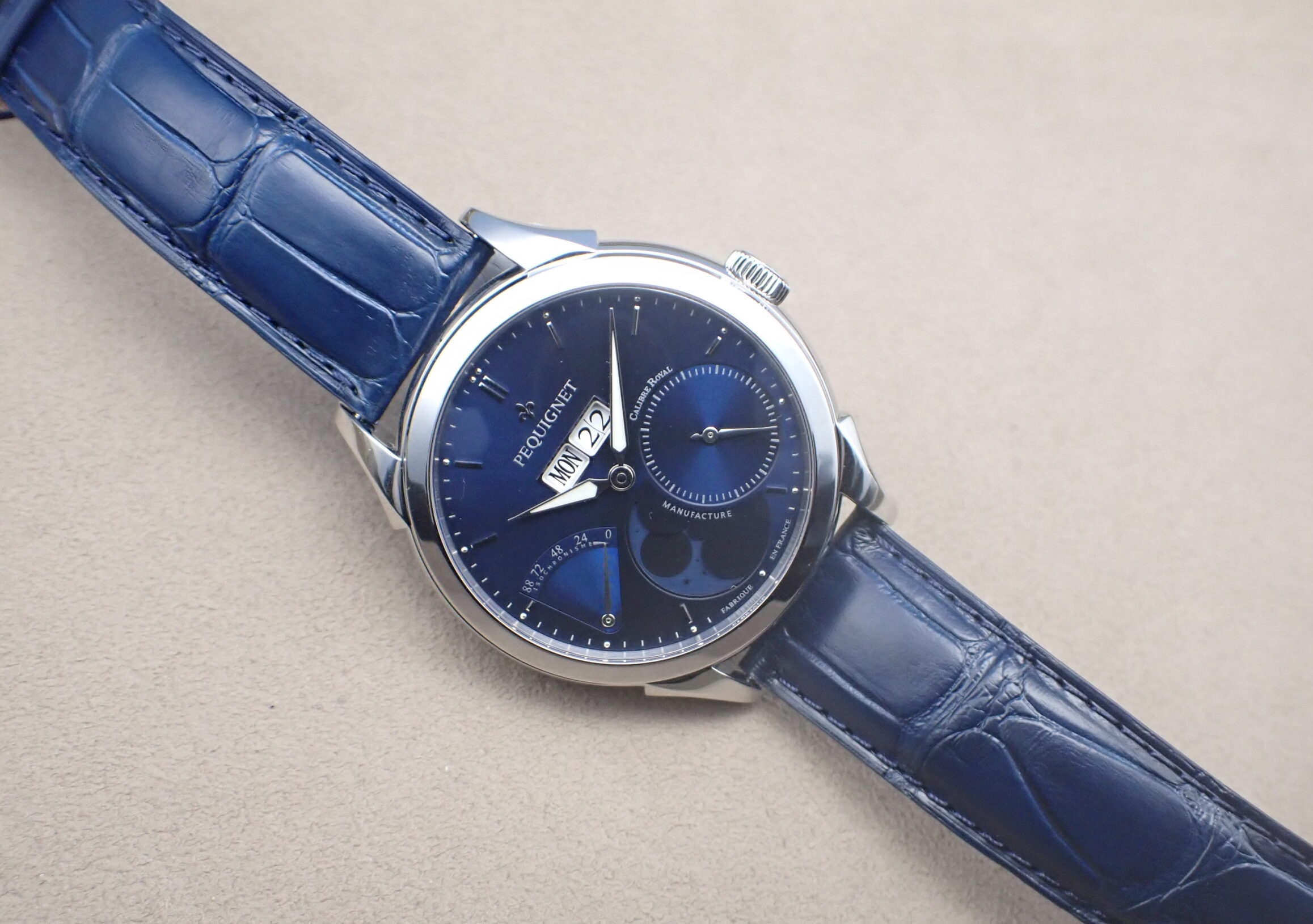 ペキニエ＞リュー ロワイヤルキャトル・フォンクション | Dear Watch Lover