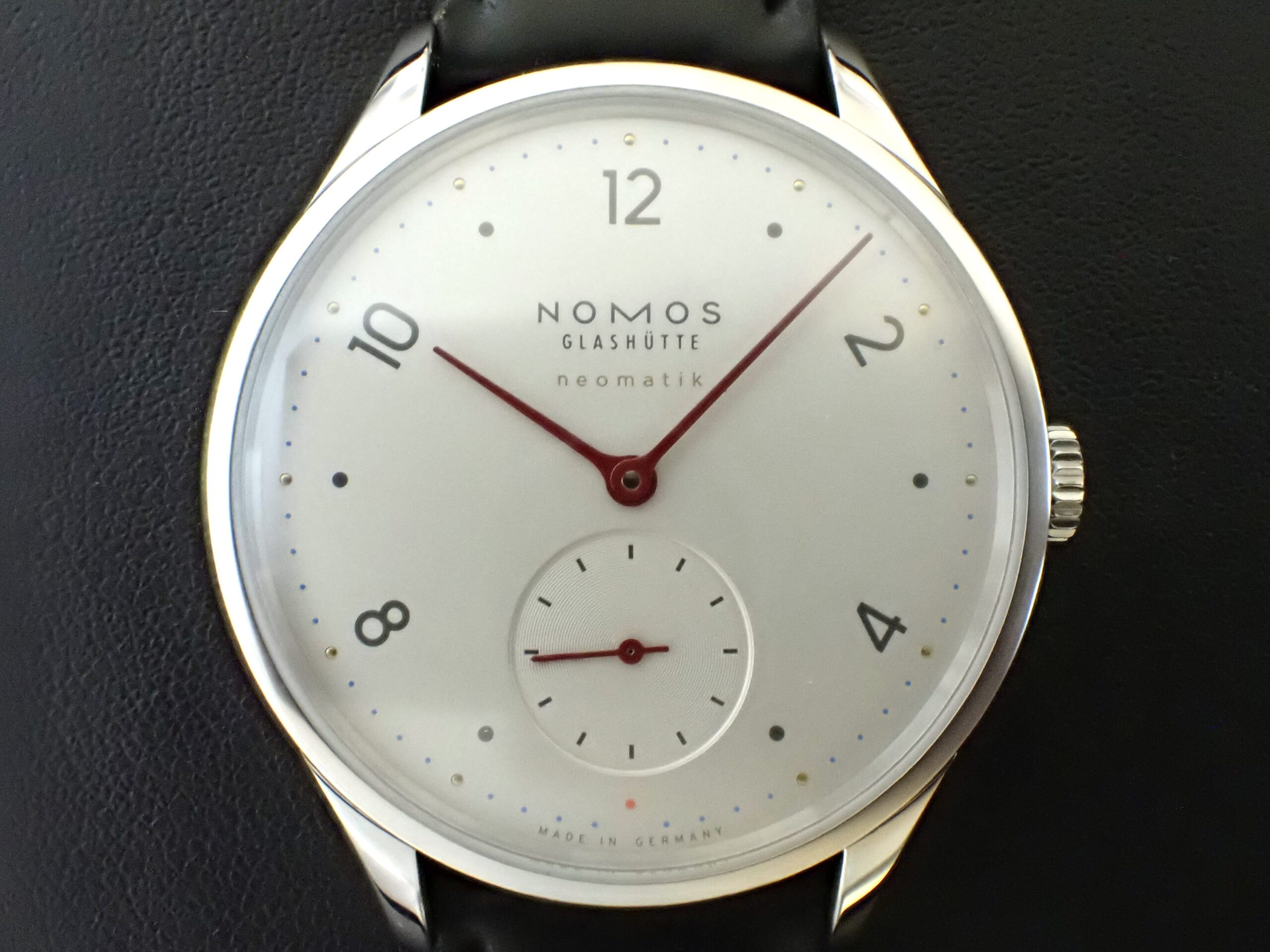 ノモス・グラスヒュッテ＞ ミニマティック | Dear Watch Lover